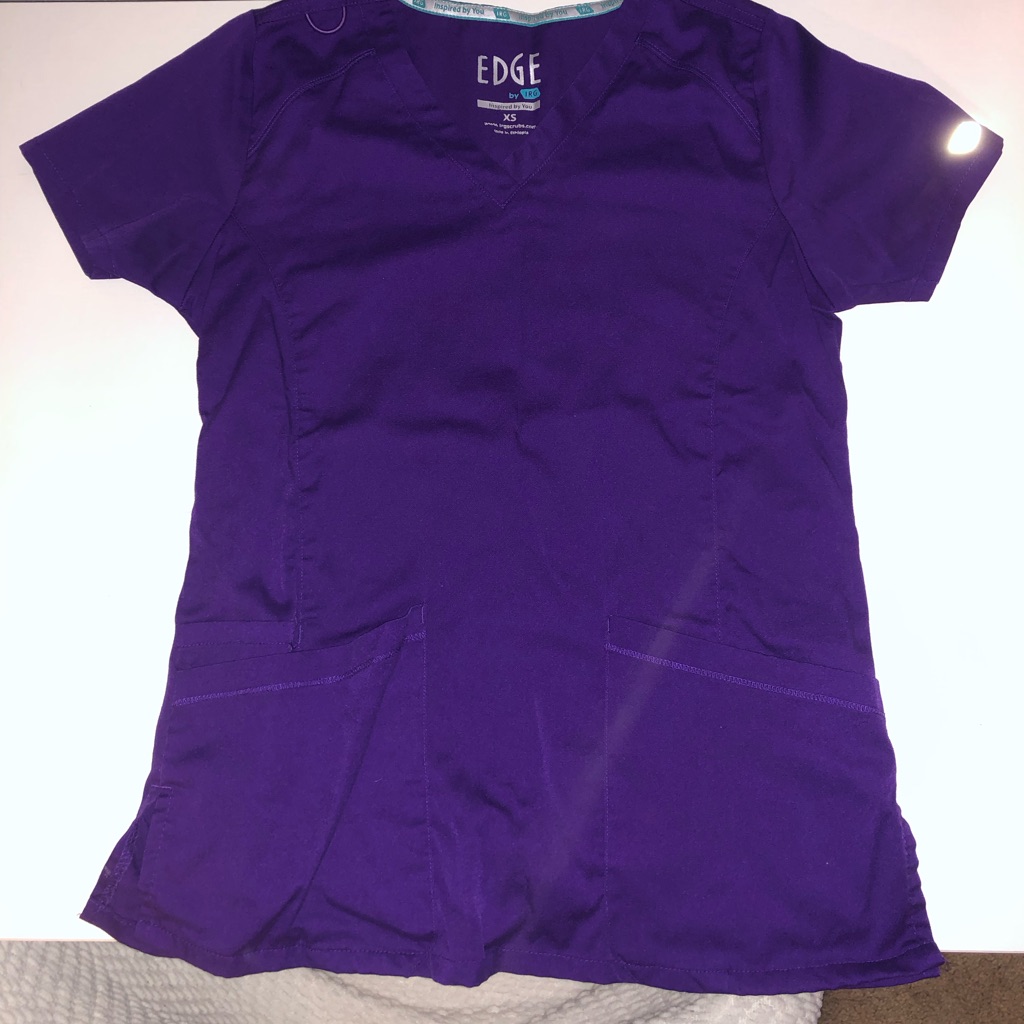 Woman’s Edge Scrub Top